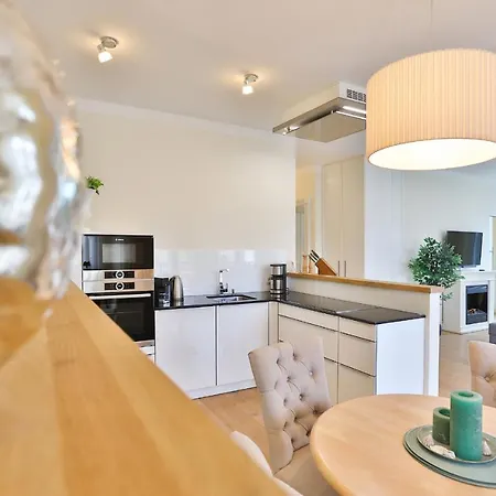 Apartman First App 32 *