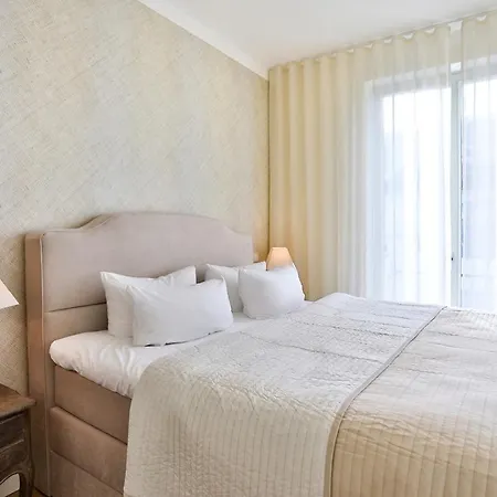 First App 32 Apartman Sellin